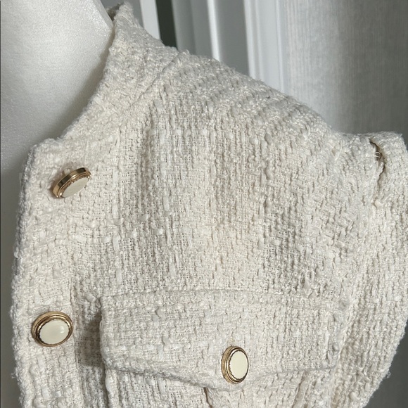 Christian Lacroix Ivory Textured Vest - Picture 4 of 11